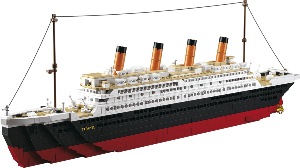 Titanic (Large Model) Building Brick Kit with Jack and Rose Figures (1012 Pcs)