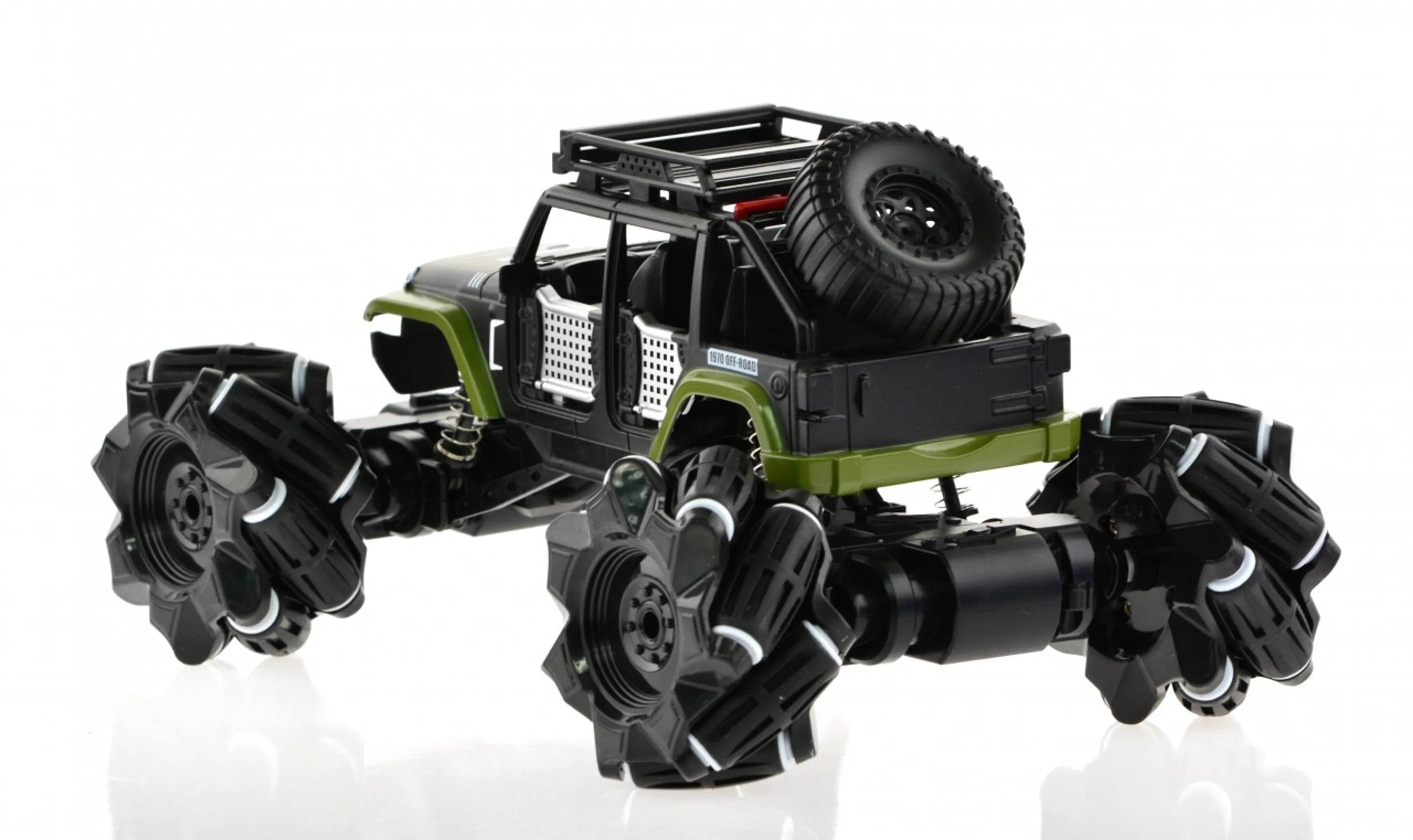 1:18 scale metal body truck with gesture controller and standard remote